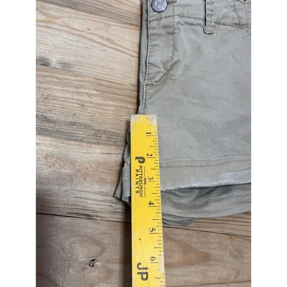 Aeropostale Flat Front Chino Midi Shorts Khaki Brown 3" Inseam Mid Rise Size 2 - Picture 4 of 5